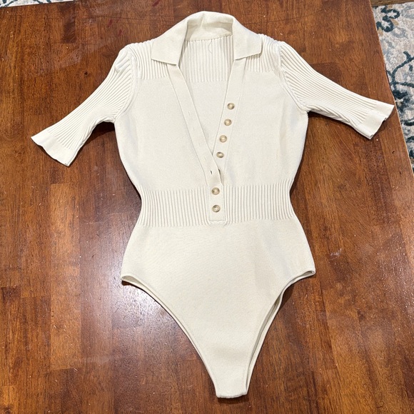Jacquemus Cream Ribbed Bodysuit - Picture 6 of 10